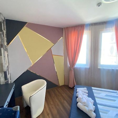 Апартамент Жаклин К.К. Хармони Хилс Рогачево Екстериор снимка